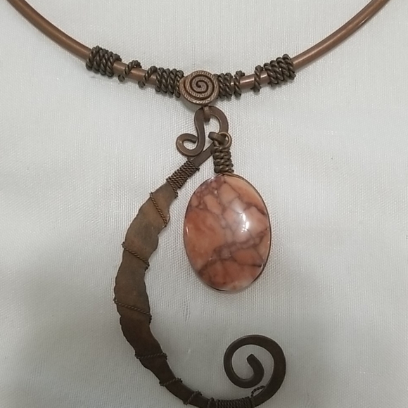 BOGO OR Sale 🥳 3/$10 elegant Boho Choker Necklace - Picture 3 of 3